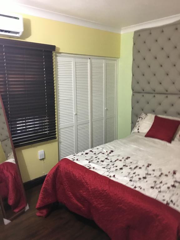 Abacus Jamaica The Zana Suites Kingston Exterior foto