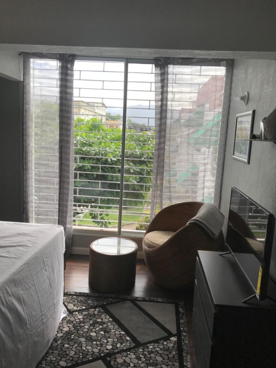 Abacus Jamaica The Zana Suites Kingston Exterior foto